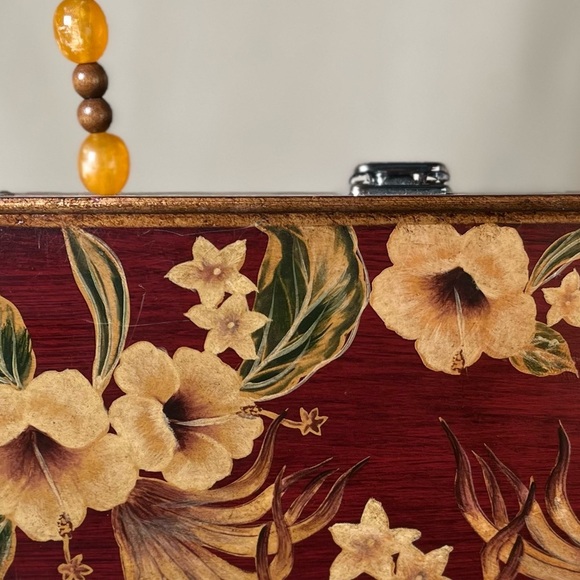 Floral Wooden Handbag with Beaded Handle - Picture 8 of 13